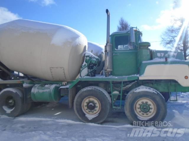 Mack 600 Camion altro