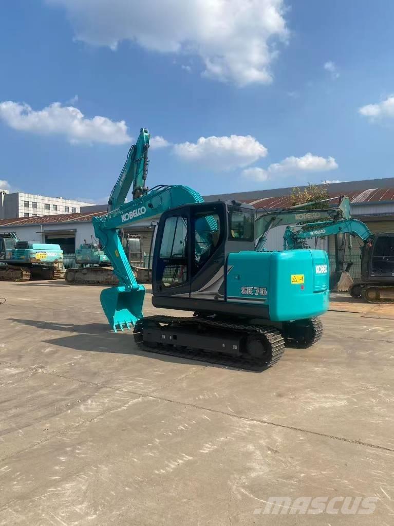 Kobelco SK75-11 Escavatori cingolati