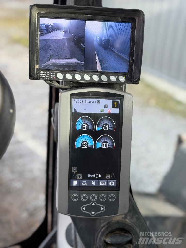 CAT MH3022 Movimentazione rifiuti