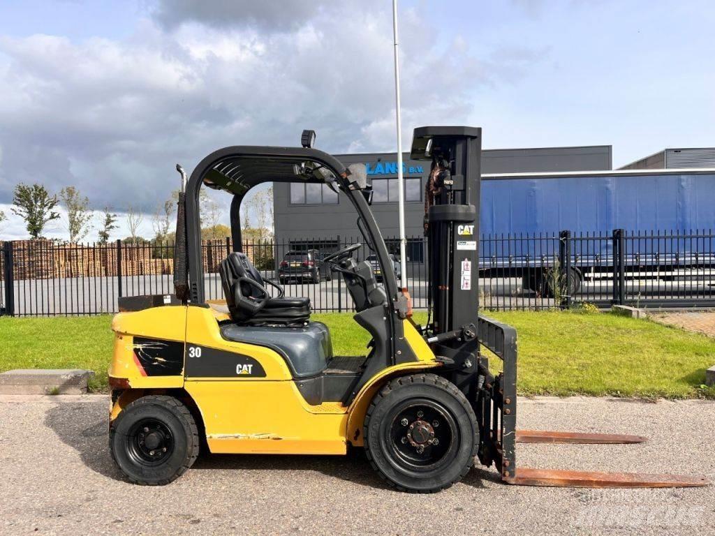 CAT DP30N Carrelli elevatori diesel