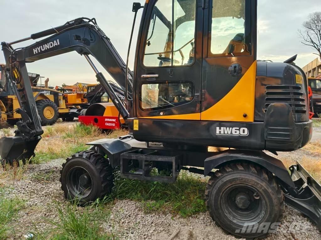Hyundai 60 W Escavatori gommati
