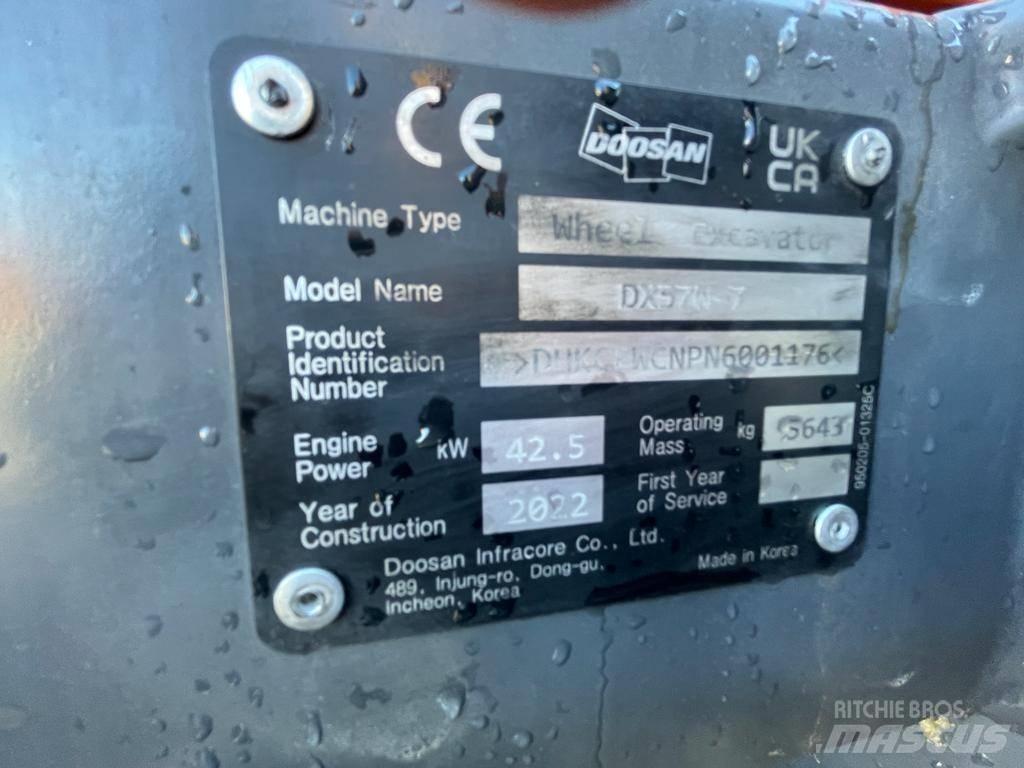 Doosan Dx57W-7 Escavatori gommati