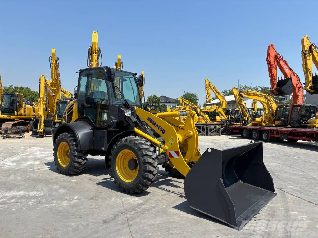 Komatsu WA 100 M-8 Mini pale