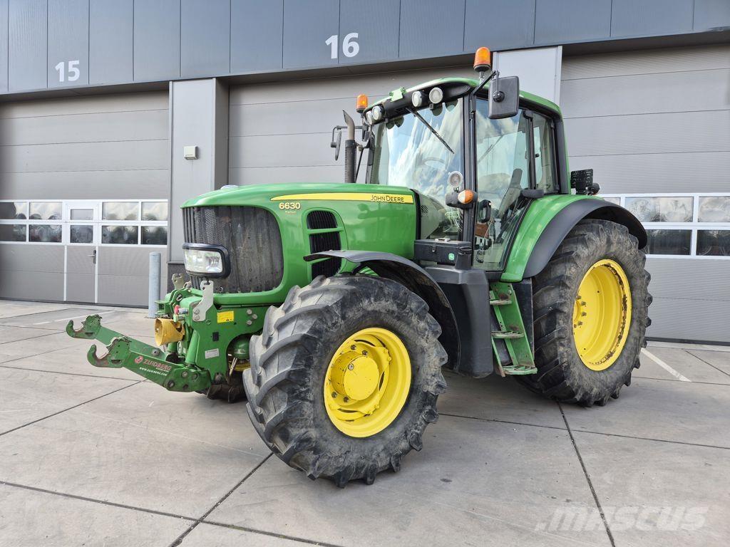 John Deere 6630 Trattori
