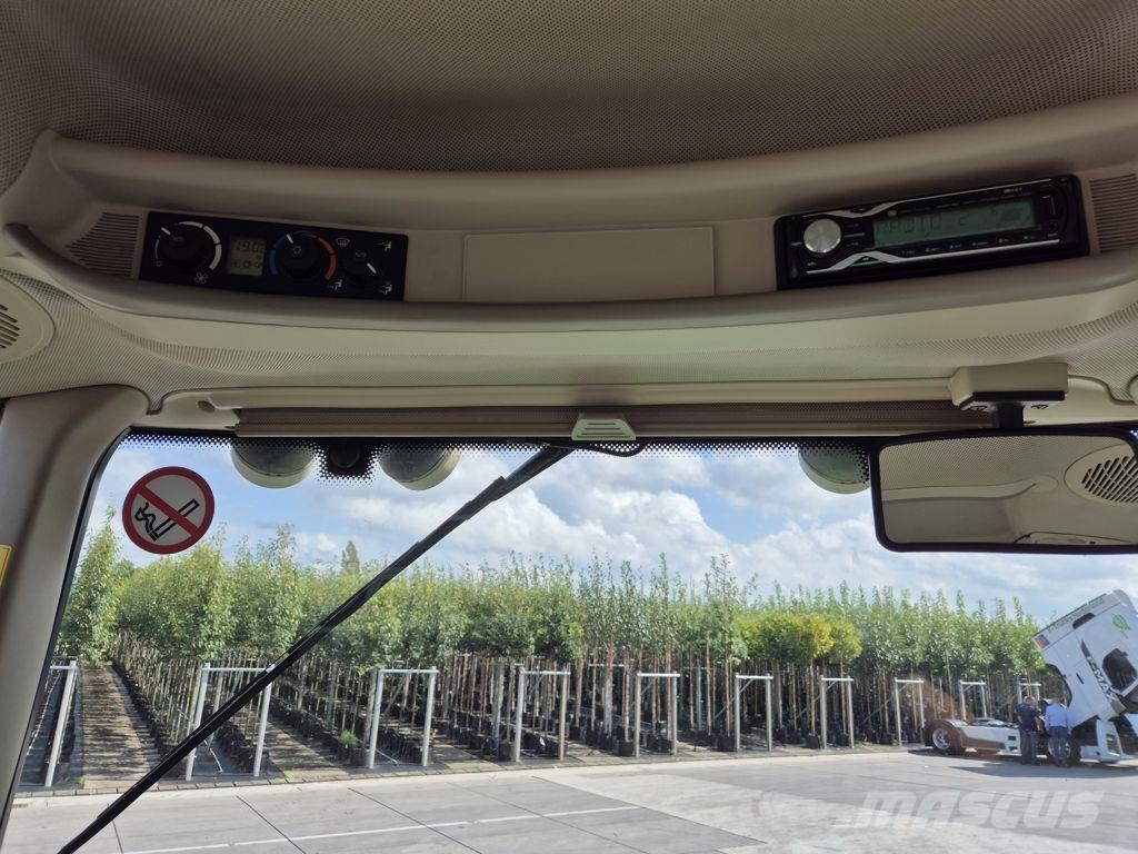 John Deere 6630 Trattori