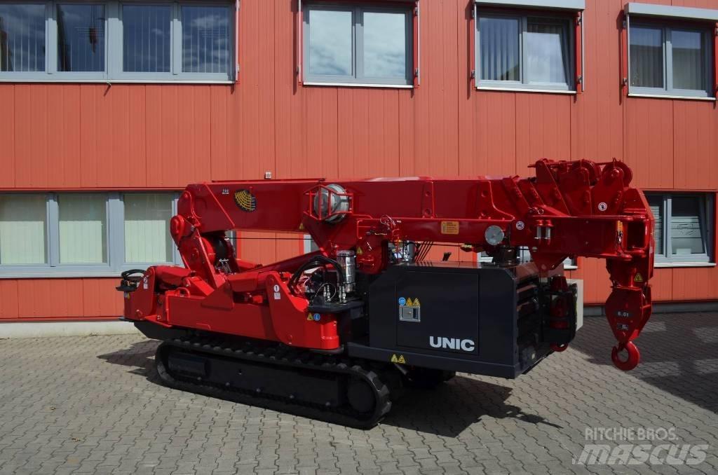 Unic URW-806 Gru cingolate