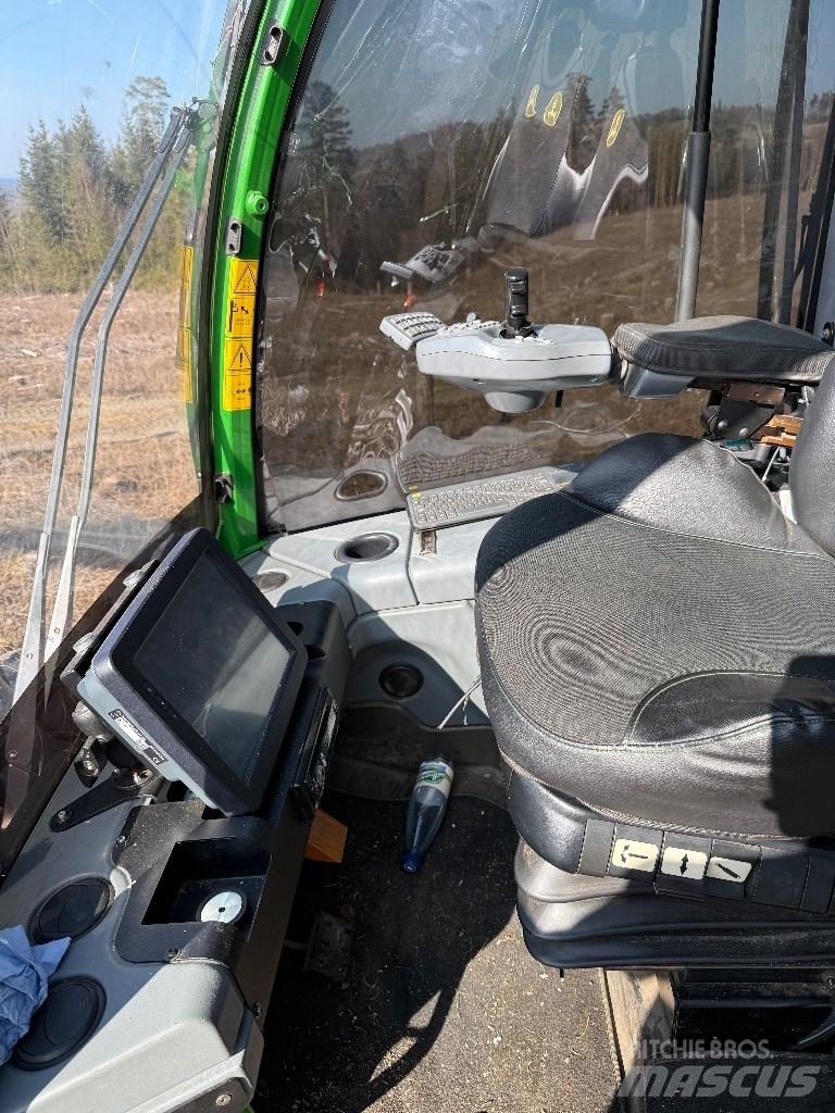 John Deere 1270 G Abbattitrici, Disboscatrici