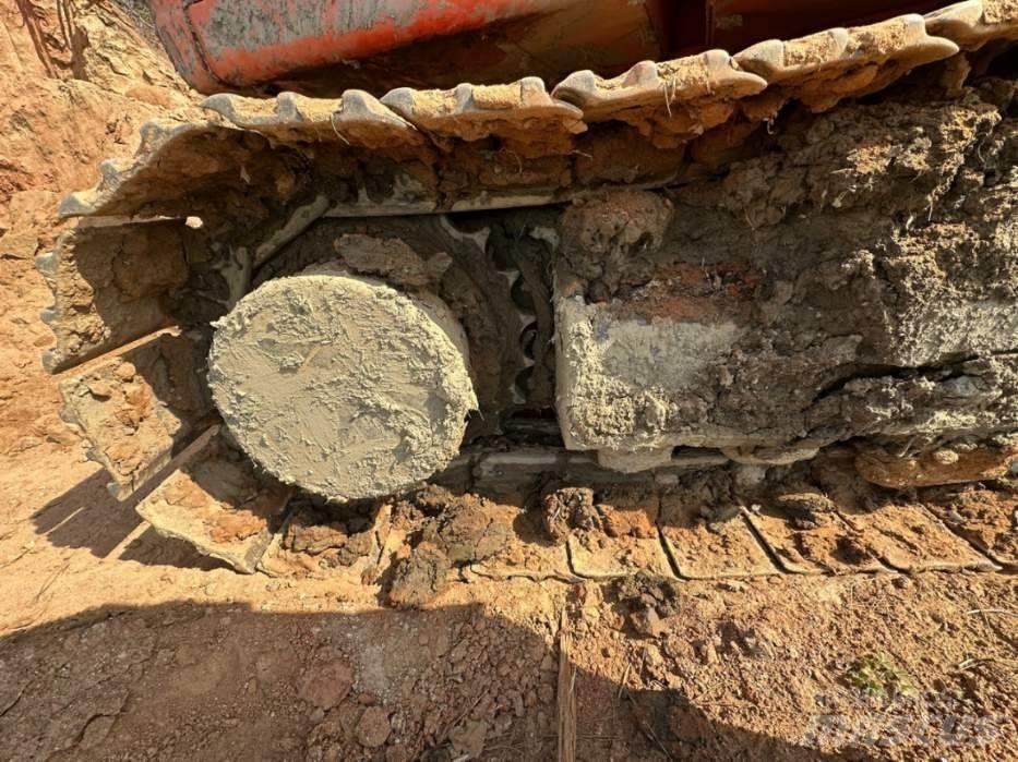 Doosan DX 220 LCA Escavatori cingolati