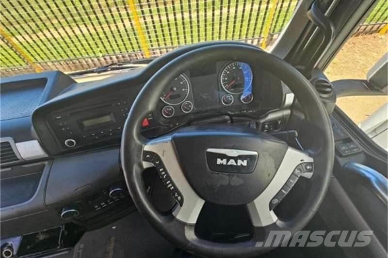 MAN 26 SERIES Camion altro