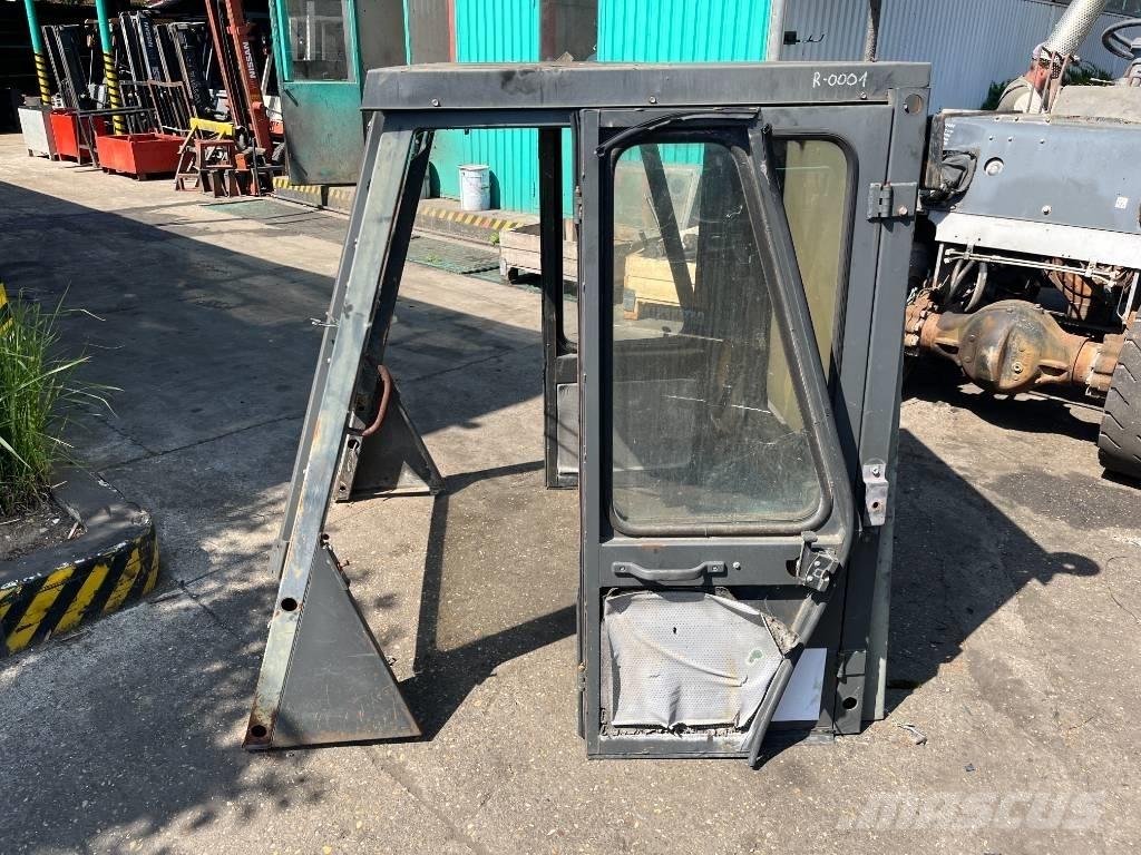 Nissan CABIN W-1038 Cabine e interni