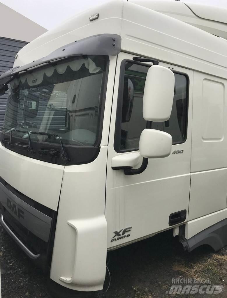 DAF XF 106 Euro 6 Cabine e interni