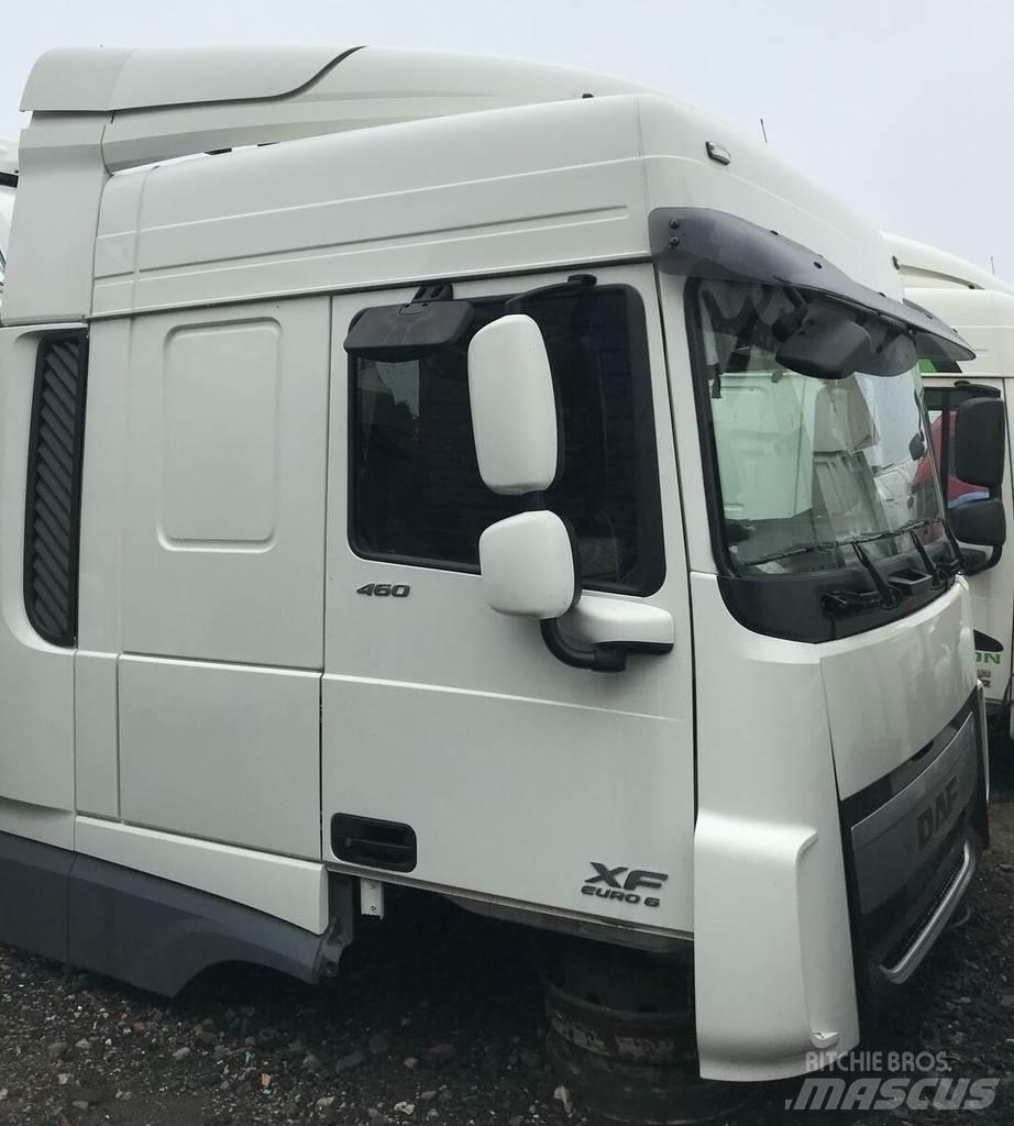 DAF XF 106 Euro 6 Cabine e interni