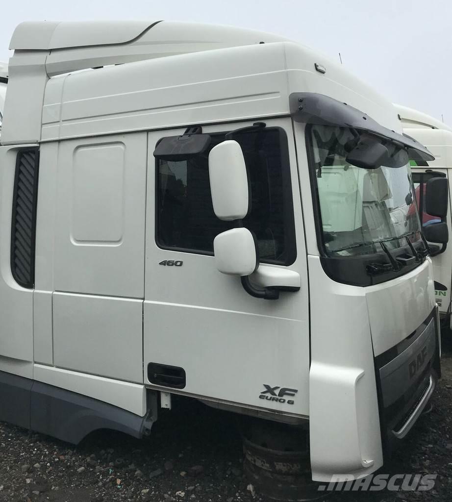 DAF XF 106 Euro 6 Cabine e interni