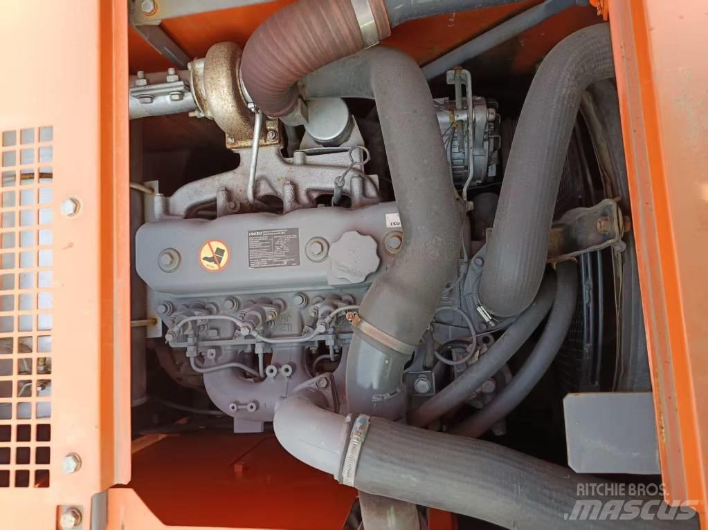 Hitachi ZX135 Escavatori cingolati