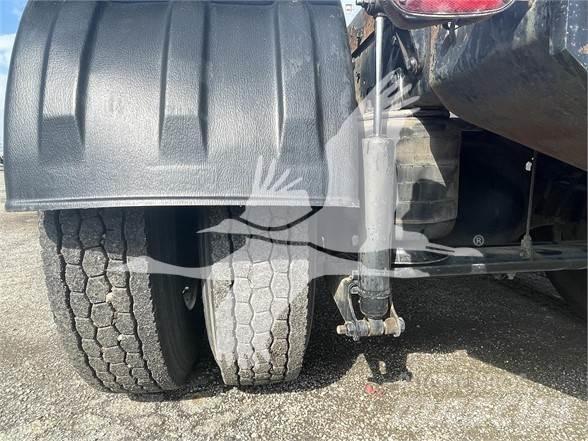 CAT CT660 Motrici e Trattori Stradali