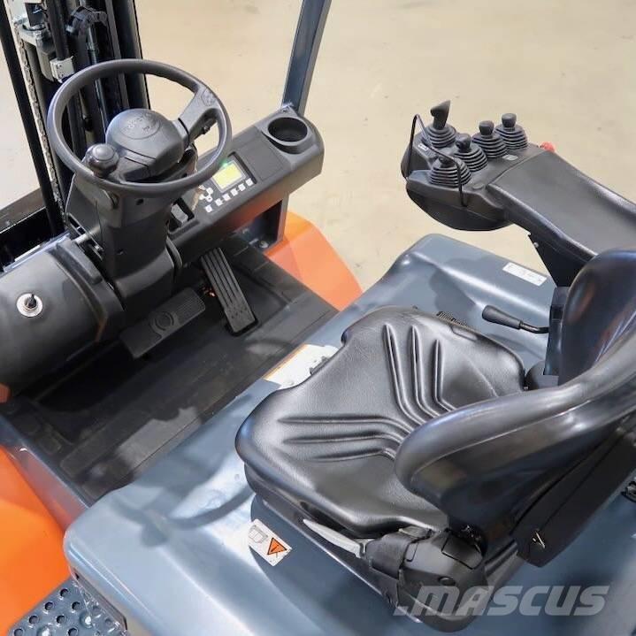 Toyota 8FBMT45 Carrelli elevatori elettrici