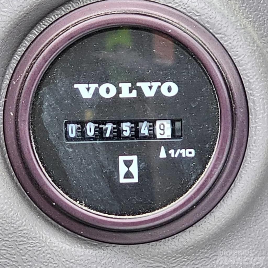 Volvo EC250-D7 Trivelle per fondazioni