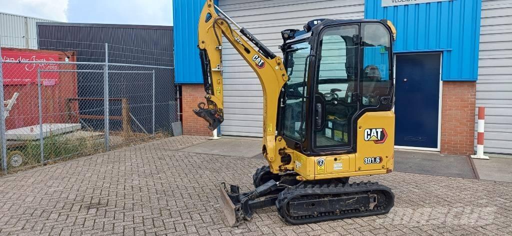 CAT 301.6 Miniescavatori