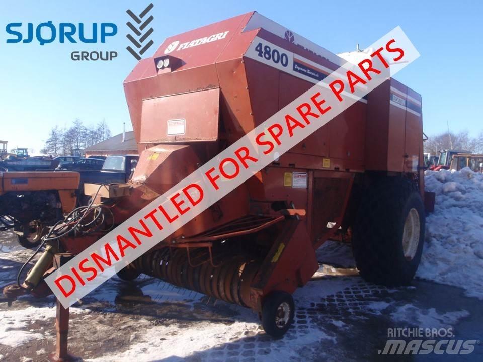 Hesston 4800 Trattori