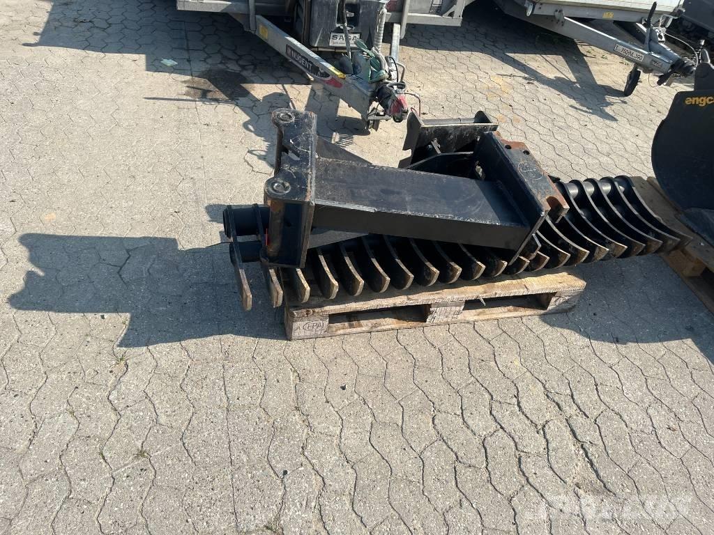 Takeuchi TB 260 Miniescavatori