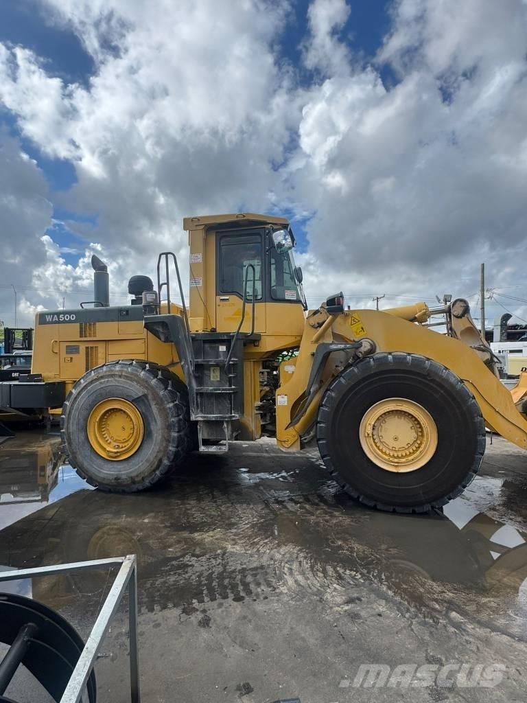 Komatsu WA 320-8 Pale gommate