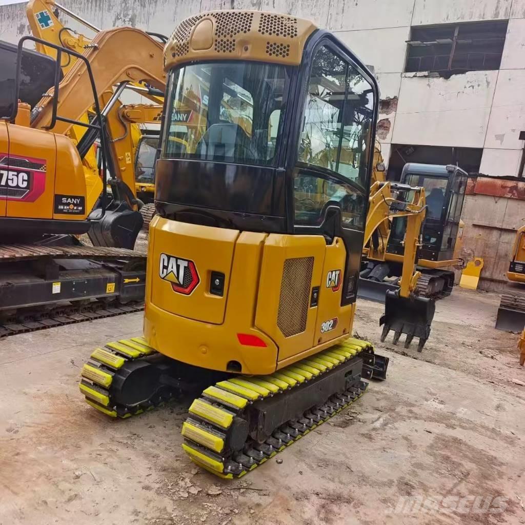 CAT 302 CR Miniescavatori