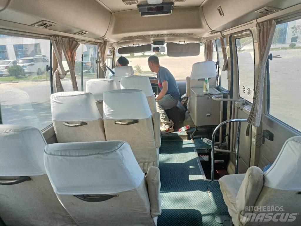 Toyota Coaster Autobus interurbani