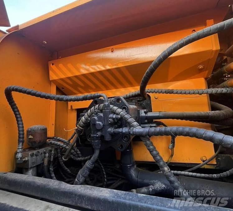 Hyundai R330LC-9T Escavatori cingolati
