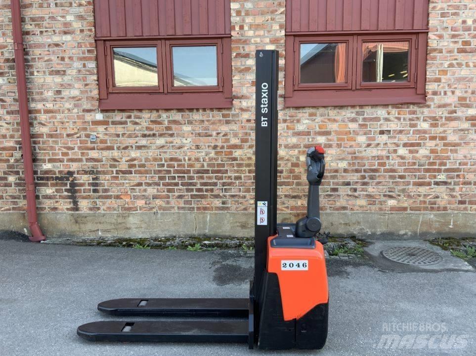 BT HWE 100 Transpallet uomo a terra