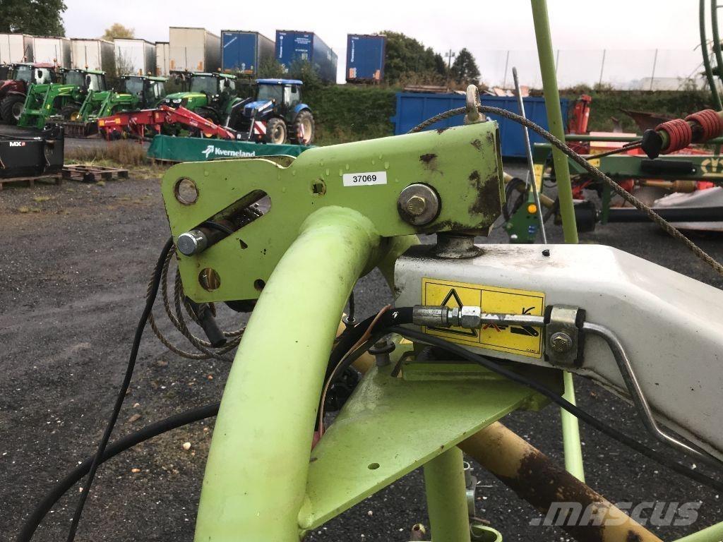 CLAAS Volto 58 Ranghinatori