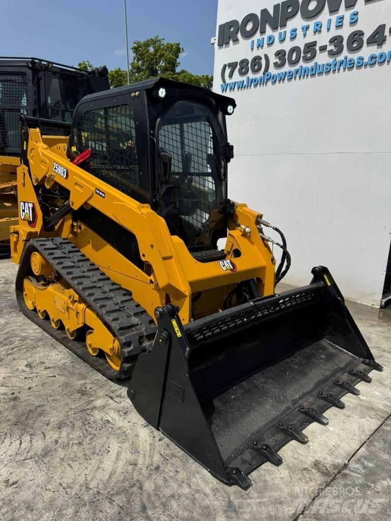 CAT 259D3 Mini Pale Gommate