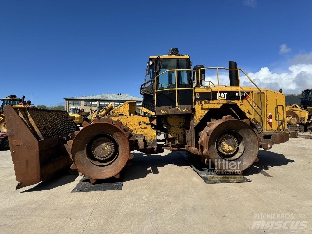 CAT 826H Compattatrici