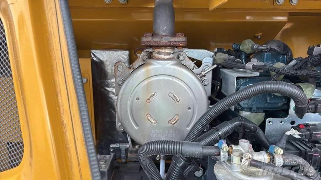 XCMG XE80E Miniescavatori