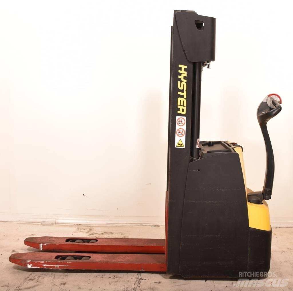 Hyster S1.4 Transpallet uomo a terra
