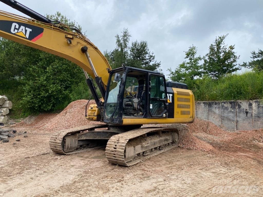 CAT 326 F L Escavatori cingolati