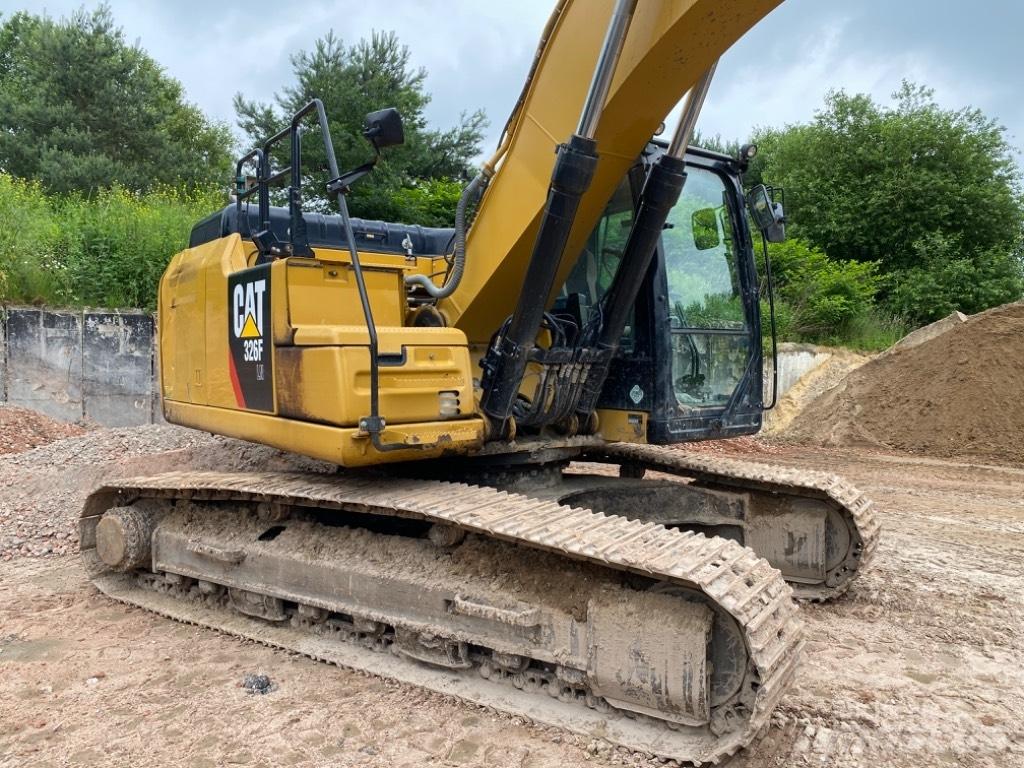 CAT 326 F L Escavatori cingolati