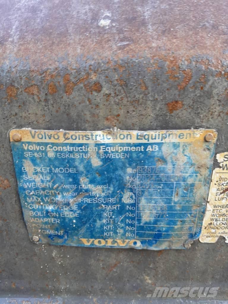 Volvo L 110 G Pale gommate