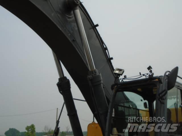 John Deere 450 DLC Escavatori cingolati