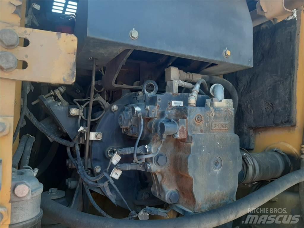 Komatsu PW180-7 Escavatori gommati