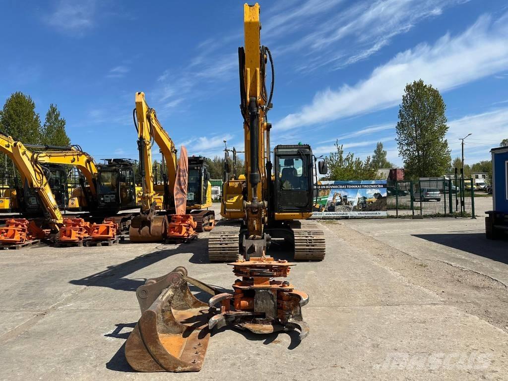 JCB JS 130 LC Escavatori cingolati