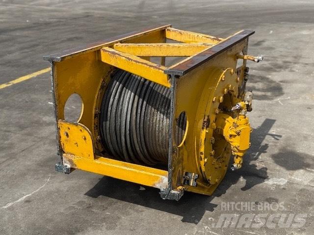 Bauer USED WINCH Attrezzatura per perforazione accessori e ricambi