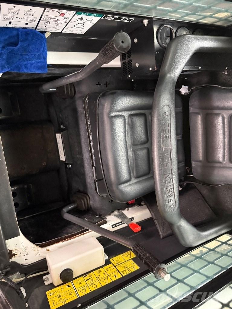 Bobcat S 16 Mini Pale Gommate