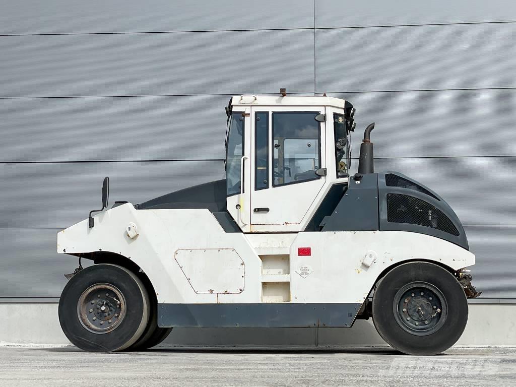 Bomag BW 24 RH Rulli gommati