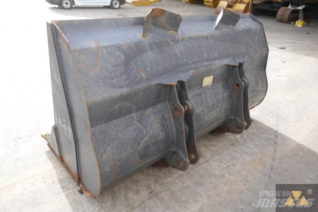 Volvo L120B Bucket Benne