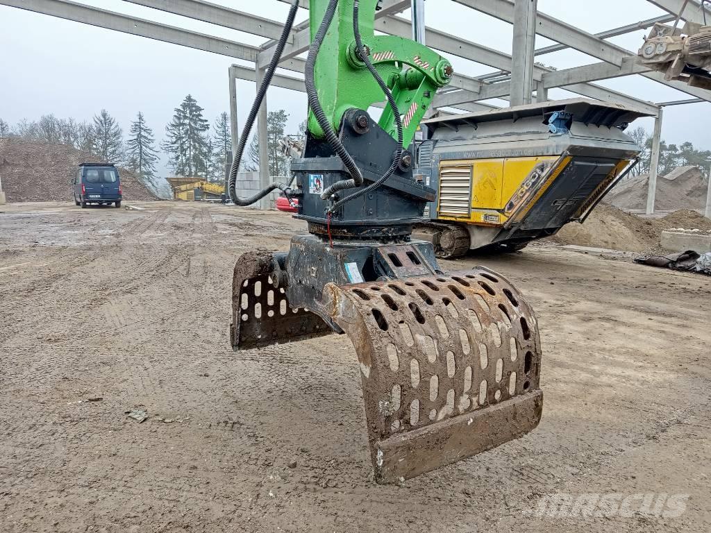 Sennebogen 818E Movimentazione rifiuti