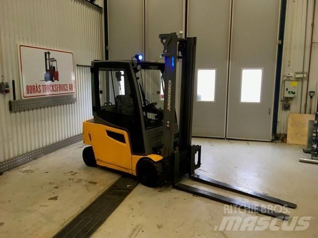 Jungheinrich EFG 320 Carrelli elevatori elettrici