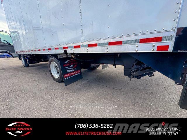 Hino 195 Camion cassonati