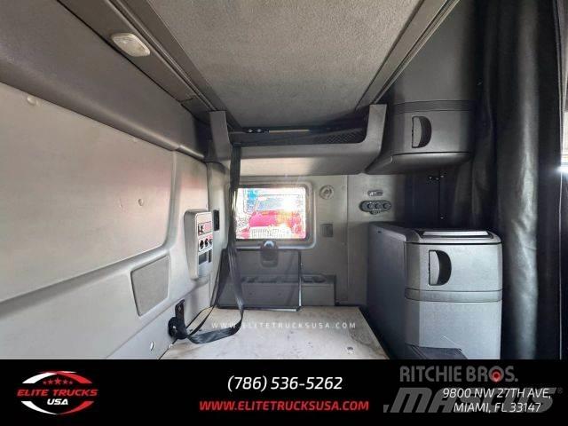International LT Camion altro
