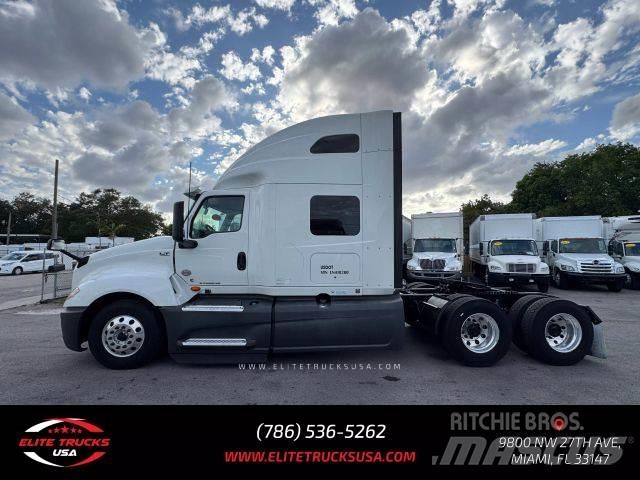 International LT Camion altro