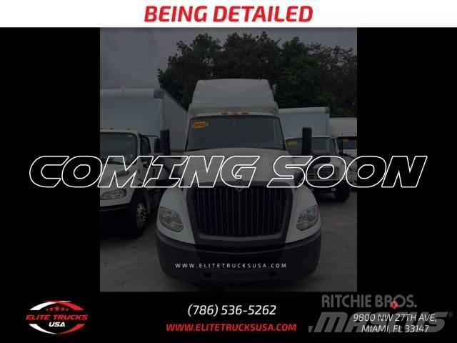 International LT Camion altro